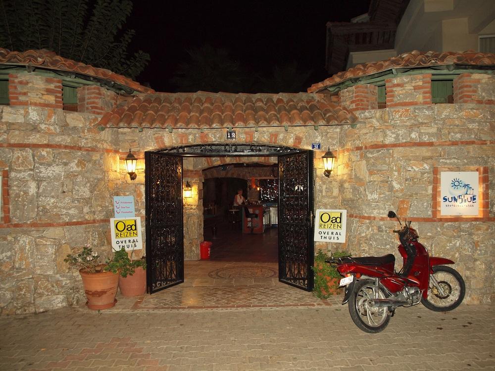 Sun Blue Apart Hotel İçmeler Exterior photo
