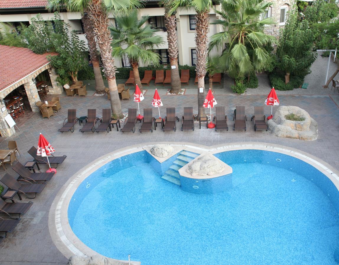 Sun Blue Apart Hotel İçmeler Exterior photo