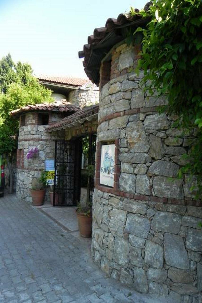 Sun Blue Apart Hotel İçmeler Exterior photo
