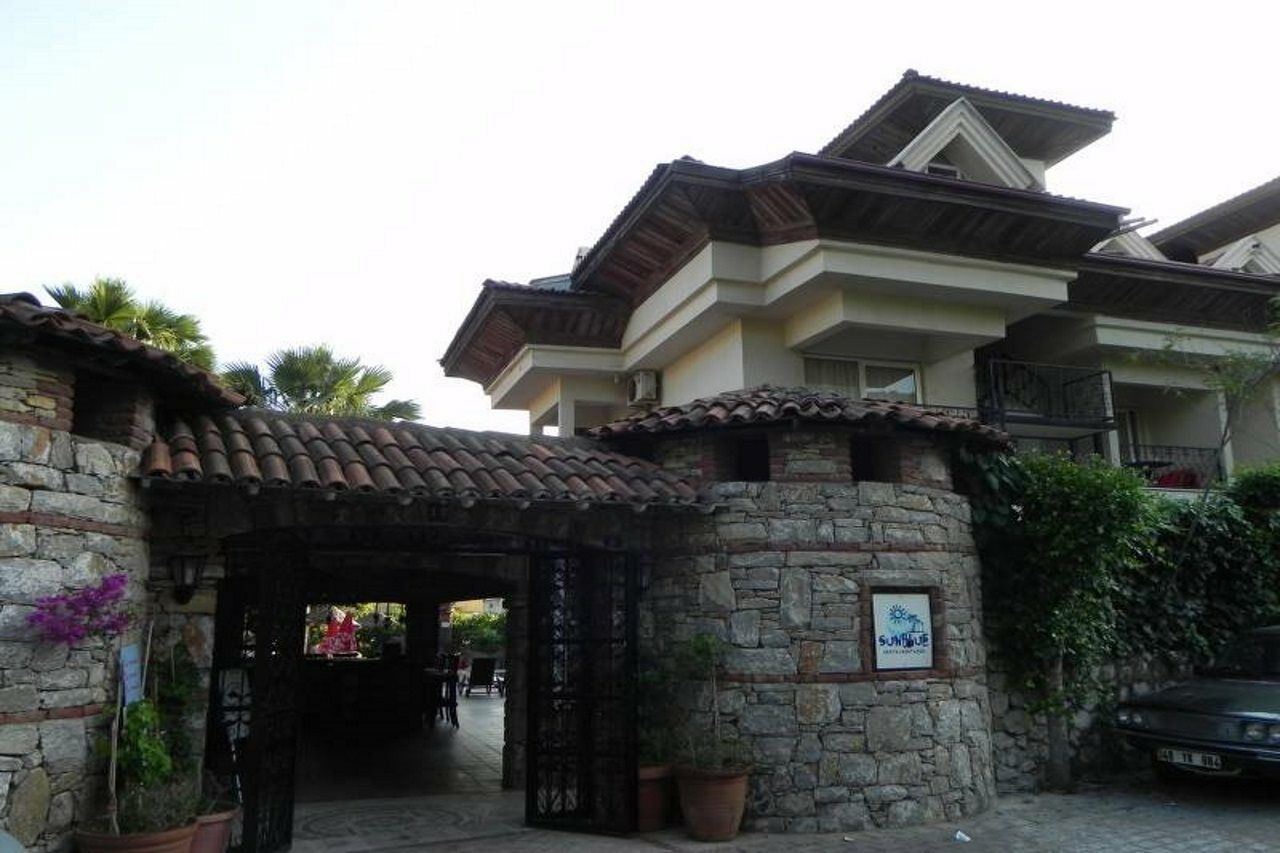 Sun Blue Apart Hotel İçmeler Exterior photo